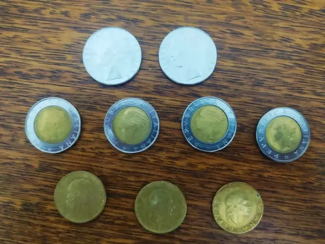 Conjunto De Antigas Moedas