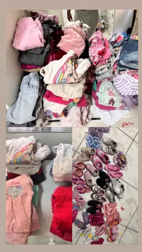 Vende -se roupas de menina 1 ano