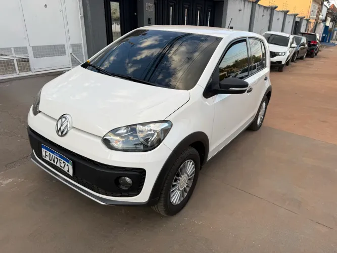 Volkswagen Up! Track 1.0 Total Flex 12V 5P 2017