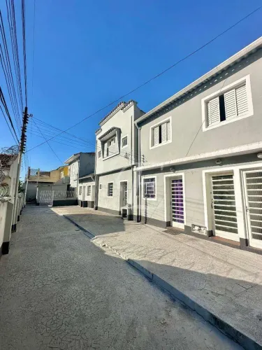 Vila 5 casas, a venda, ideal locação com localização privilegiada próximo ao hospital Cruz