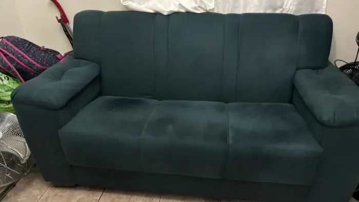 Sofá semi novo! Valor a combinar