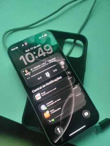 iPhone 15