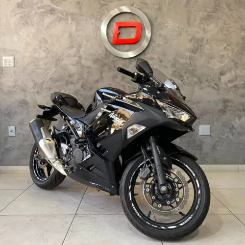 NINJA 400