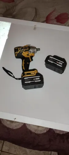 Parafusadeira de impacto