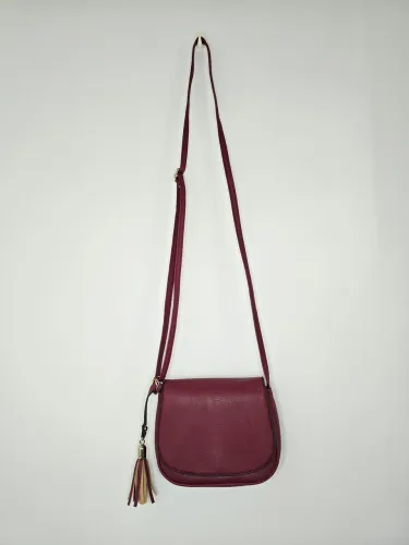 Bolsa tiracolo cor vinho + Brinde (Body Splash Boticário ou Labotrat)