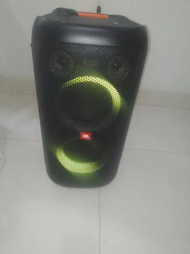 Vendo caixa da JBL party box100 por 1,250