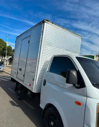 Hyundai HR 2.5 hd cabe curta s/ carroceria tci 2 p