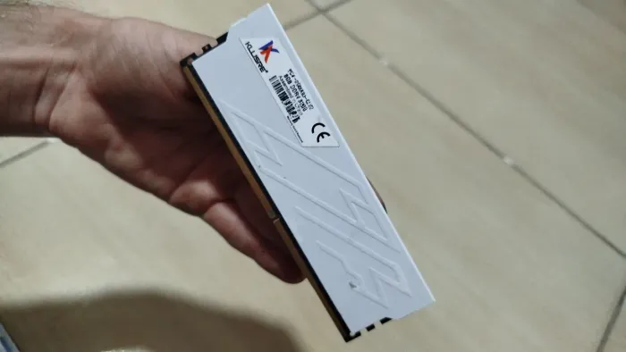 Memória ram ddr4 3200mhz KLLISRE