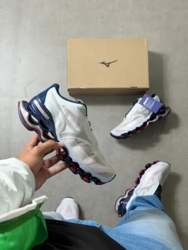 Tênis Mizuno prophecy