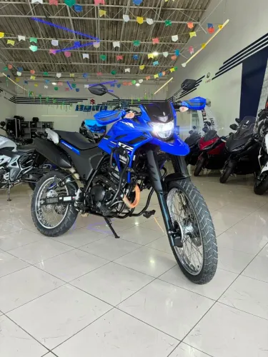 XTZ 250 Lander