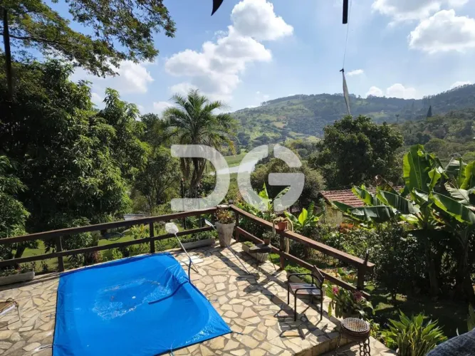 Chácara à venda em Pedreira, Jardim Nautico Represa, com 3 quartos, com 3200 m²
