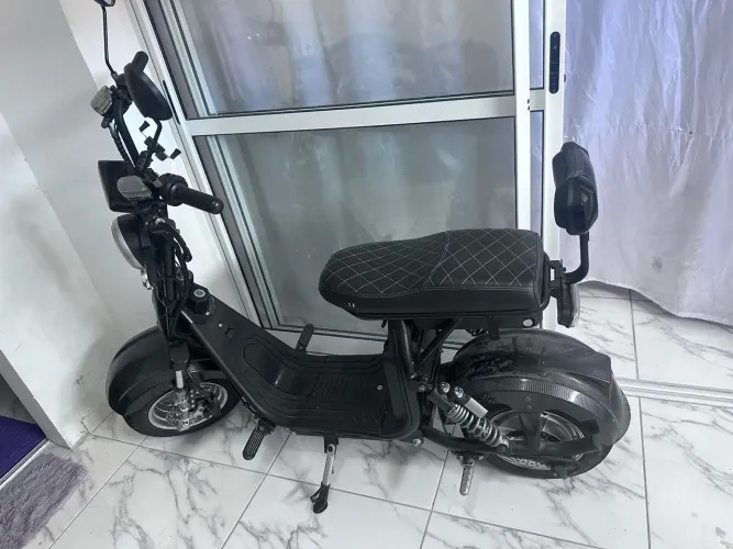 Scooter Eletrica X11 2000w 20ah 2025