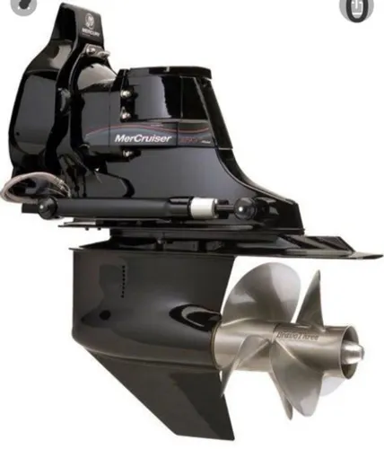 Rabeta bravo alpha mercruiser Mercury three