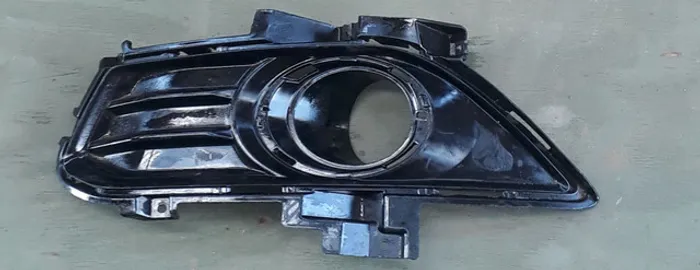 Moldura farol de milha fusion lado esquerdo 13/16
