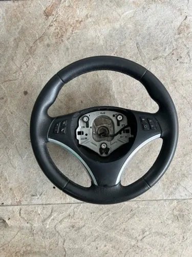Volante bmw x1 2013 
