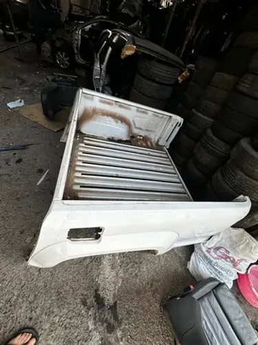 Caçamba Amarok 15 