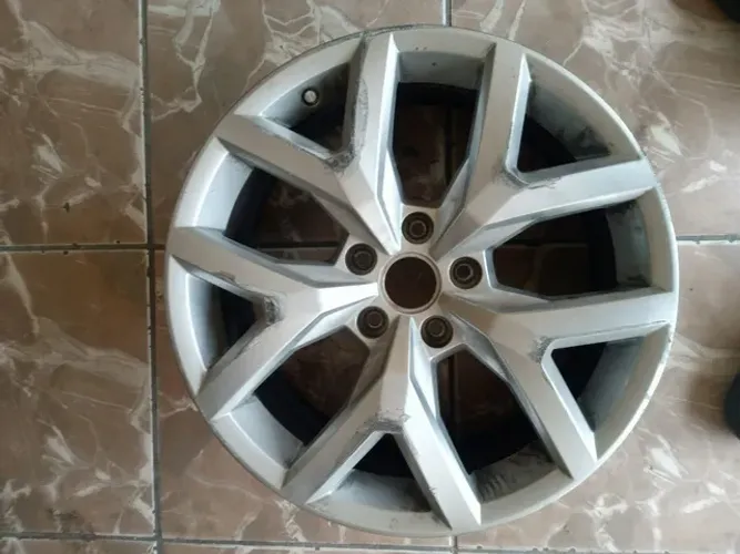 Roda Volkswagen Amarok Aro 17 