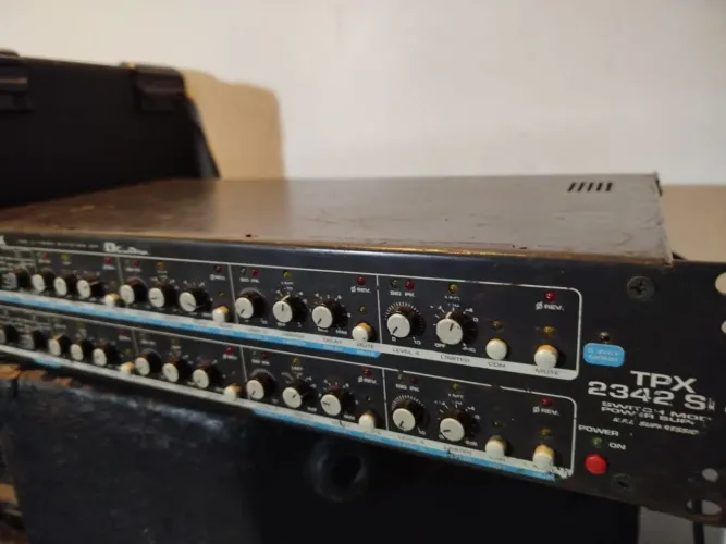 Crossover Ciclotron TPX 2342 - 4-way XLR
