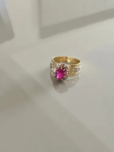 Anel de formatura de direito novo, *.