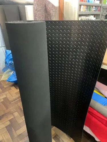 Manta para piso de borracha diamente antiderrapante 1.00 L