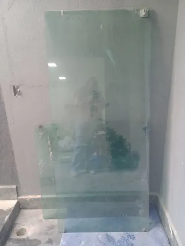 Porta balcão de sacada vidro verde temperado 10mm 2 folhas