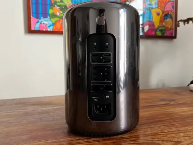 Mac Pro (Late 2013) 2,7 GHz 12-Core Intel Xeon E5 Memoria 32 GB