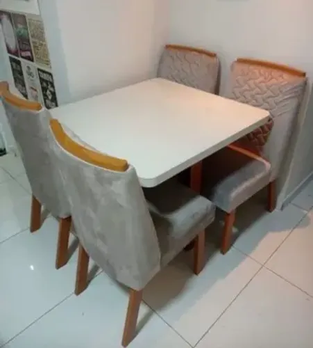 Mesa de jantar 4 lugares 100% MDF TAMPO DE VIDRO ( entrega imediata ) 