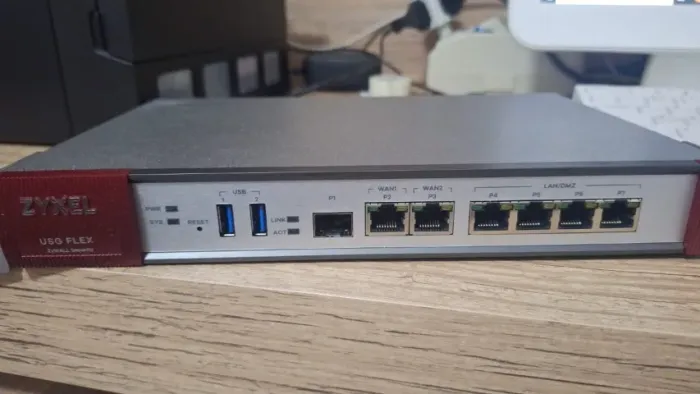 Zyxel USGFLEX200 - (USG60v2) UTM e VPN Firewall R$6.500,00