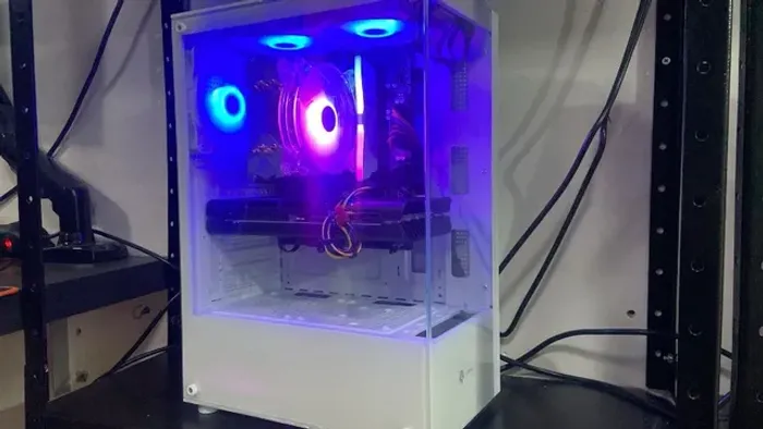 PC Gamer i5 12400F | 16 GBs | RX 6650XT | SSD 512 GBs Novo c/ Garantia