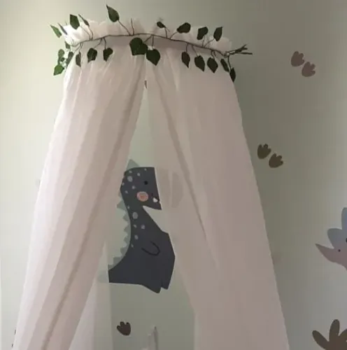 Mosquiteiro e Dossel para berço com detalhes em folhas
