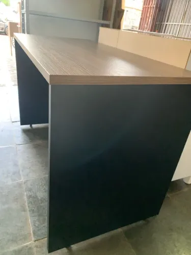 MESA DE ESCRITÓRIO 25 mm R$ 450,00 + FRETE