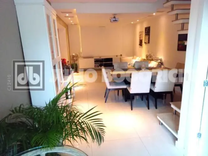 Excelente casa condominio Duplex Pechincha 4 quartos e 3 suítes infraestrutura