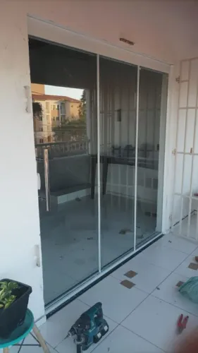 VIDROS - PORTA, JANELAS, BOX, SACADAS