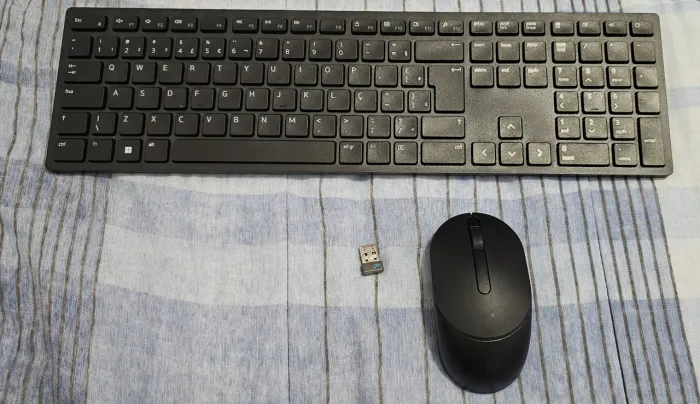 Kit Teclado e Mouse Sem Fio Dell