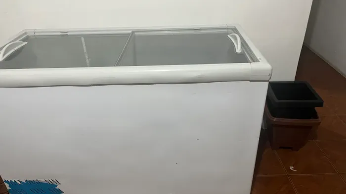 Freezer horizontal Esmaltec (Branco)