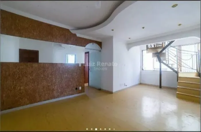 Cobertura à venda no bairro Sagrada Família