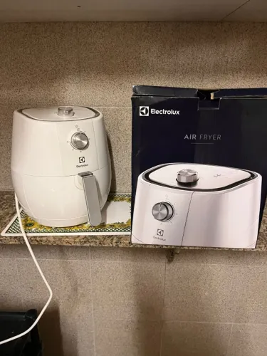 Air Fryer Eletrolux Branca AEF11