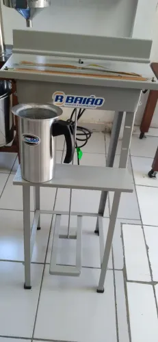 Seladora de embalagens R Baião