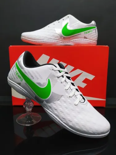 Chuteira Futsal