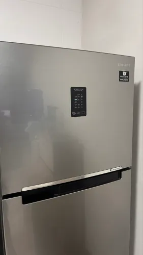 Geladeira Samsung DIGITAL INVERTER.