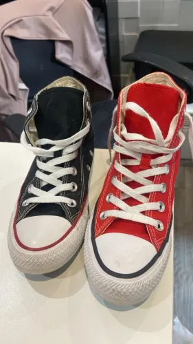 Tênis All Star veste 33 e 34