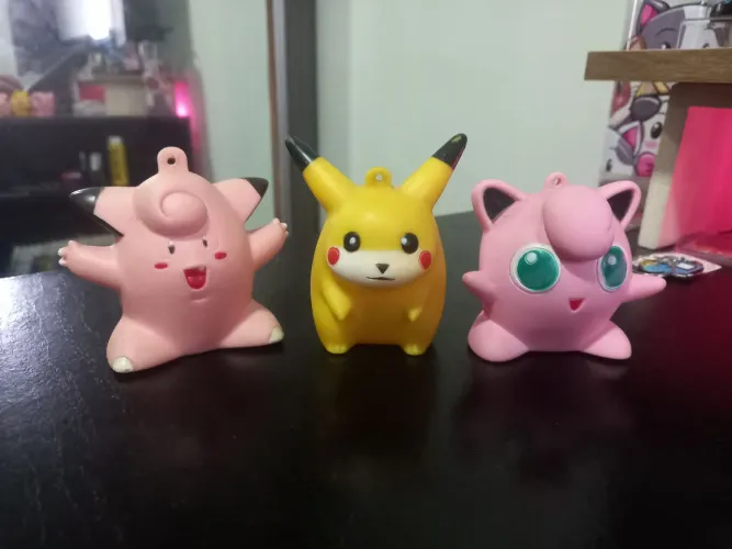 Coleção de Pokémon: Clefairy, Pikachu e Jigglypuf glasslitef