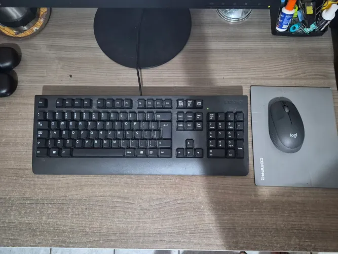 Kit com Teclado e mouse