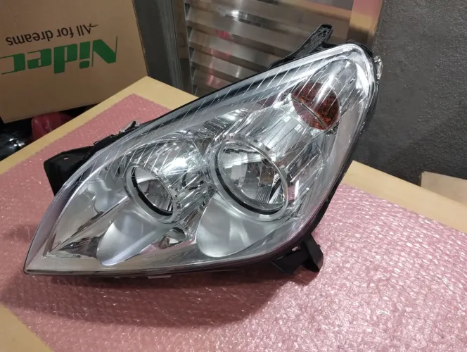 Farol esquerdo cromado vectra 2006 2008 original GM novo detalhe na lente CD 285