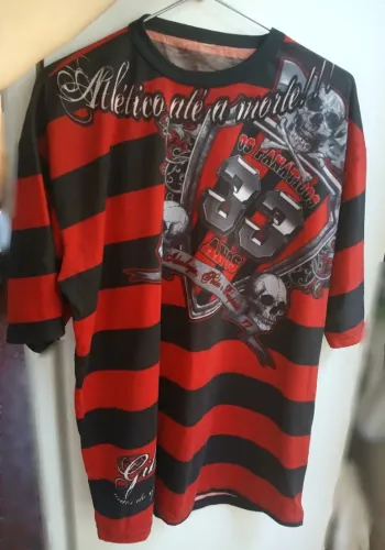 Camisa Os fanáticos - 33 anos