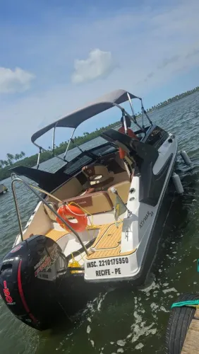 LANCHA ATYMAR 230 2022, Só 34 Horas, Motor MERCURY PRÓ XS 150 HP 4-T, PARCELO 36x