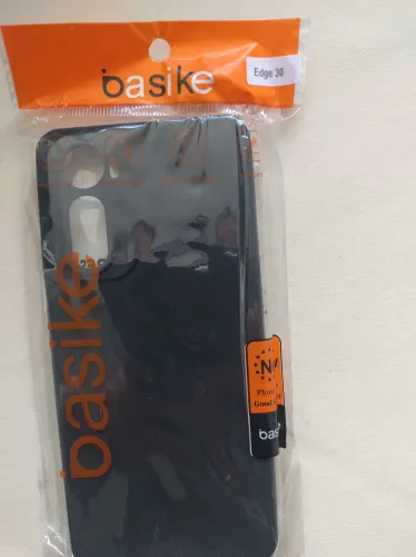 Capa basike para Motorola Edge 30