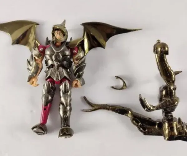 Boneco Cavaleiros do Zodíaco Alpha  Bandai 1987 em metal