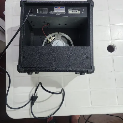 Cubo de guitarra Randall usado