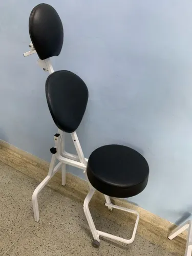 CADEIRA PORTATIL PARA MAQUILAGEM / SOMBRANCELHA